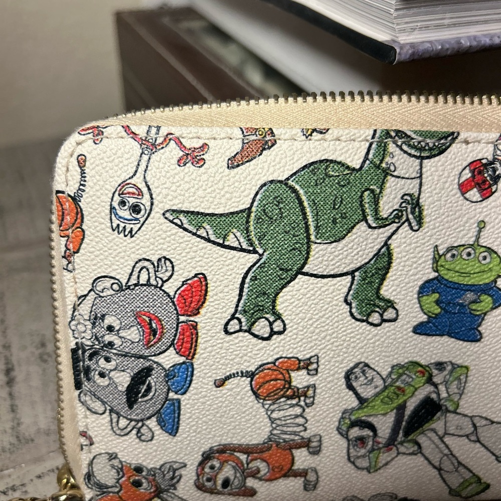 Disney Dooney & Bourke Toy Story 4 Wallet - Picture 4 of 15